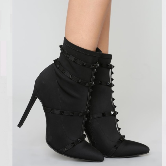 HOST PICK - Black Studded Boots - Picture 6 of 7